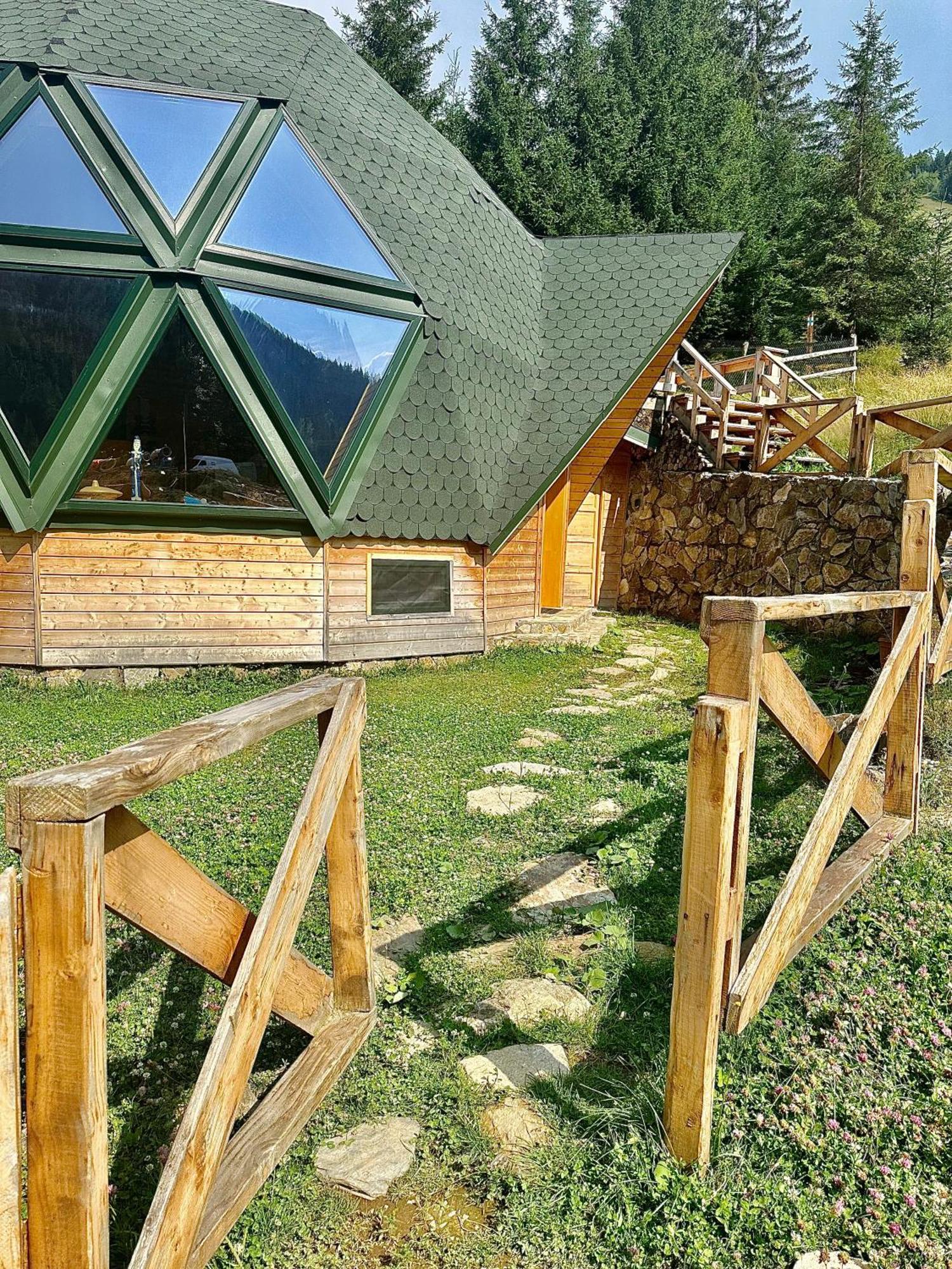 Domul Poarta Retezat Villa Rausor Exterior photo